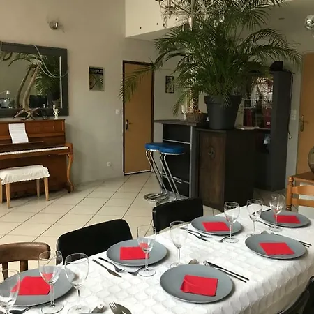 Chez La Berthe Colmé Appartamento Toul