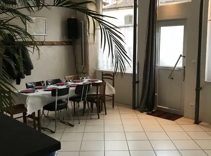 Chez La Berthe Colmé Appartamento Toul